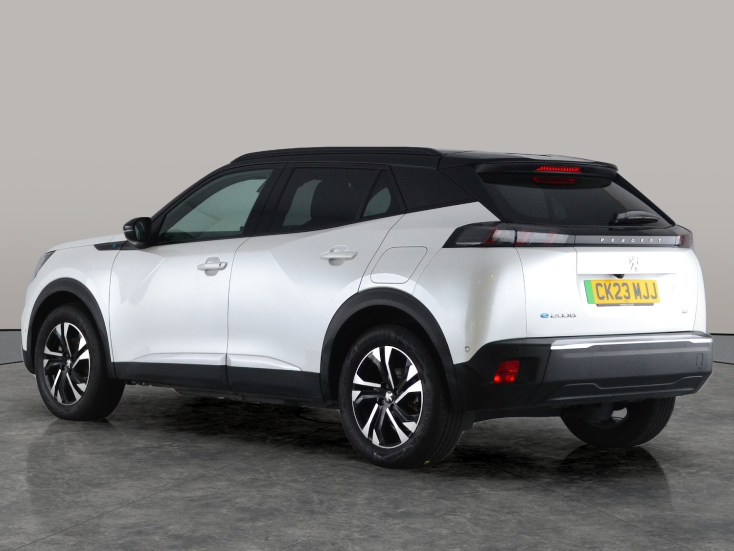 Used Peugeot 2008 2023 for sale - 76738468: Photo 8