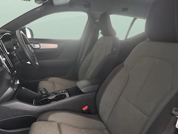 Used Volvo XC40 2022 for sale - 79745984: Photo