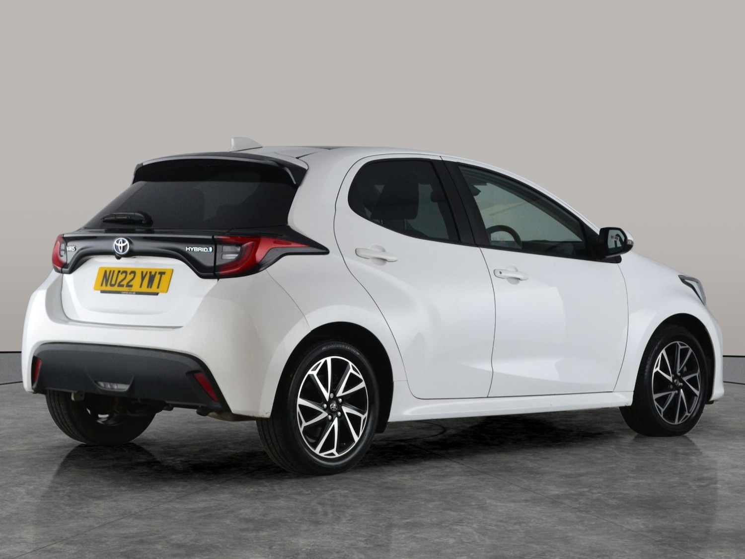 Used Toyota Yaris 2022 for sale - 76750357: Photo 10