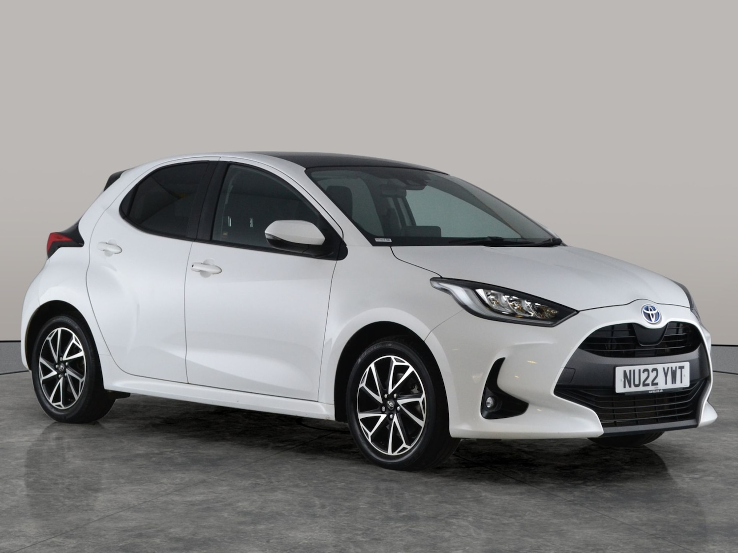 Used Toyota Yaris 2022 for sale - 76750357: Photo 12