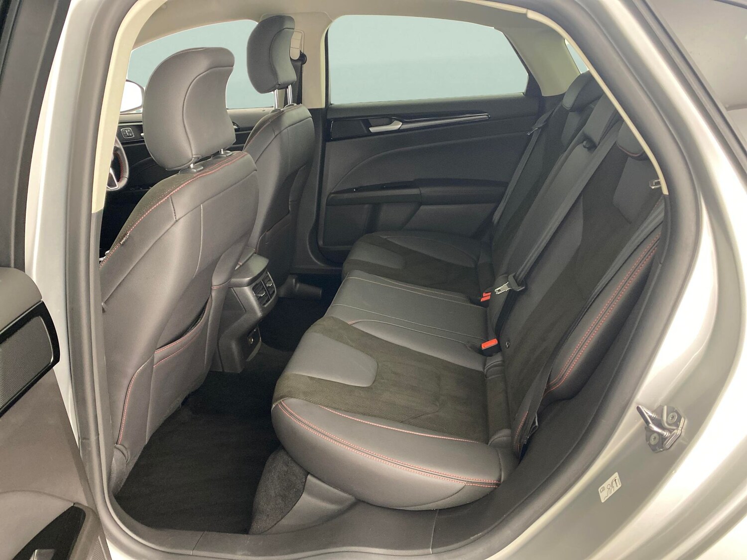 Used Ford Mondeo for sale - 77984693: Photo 25