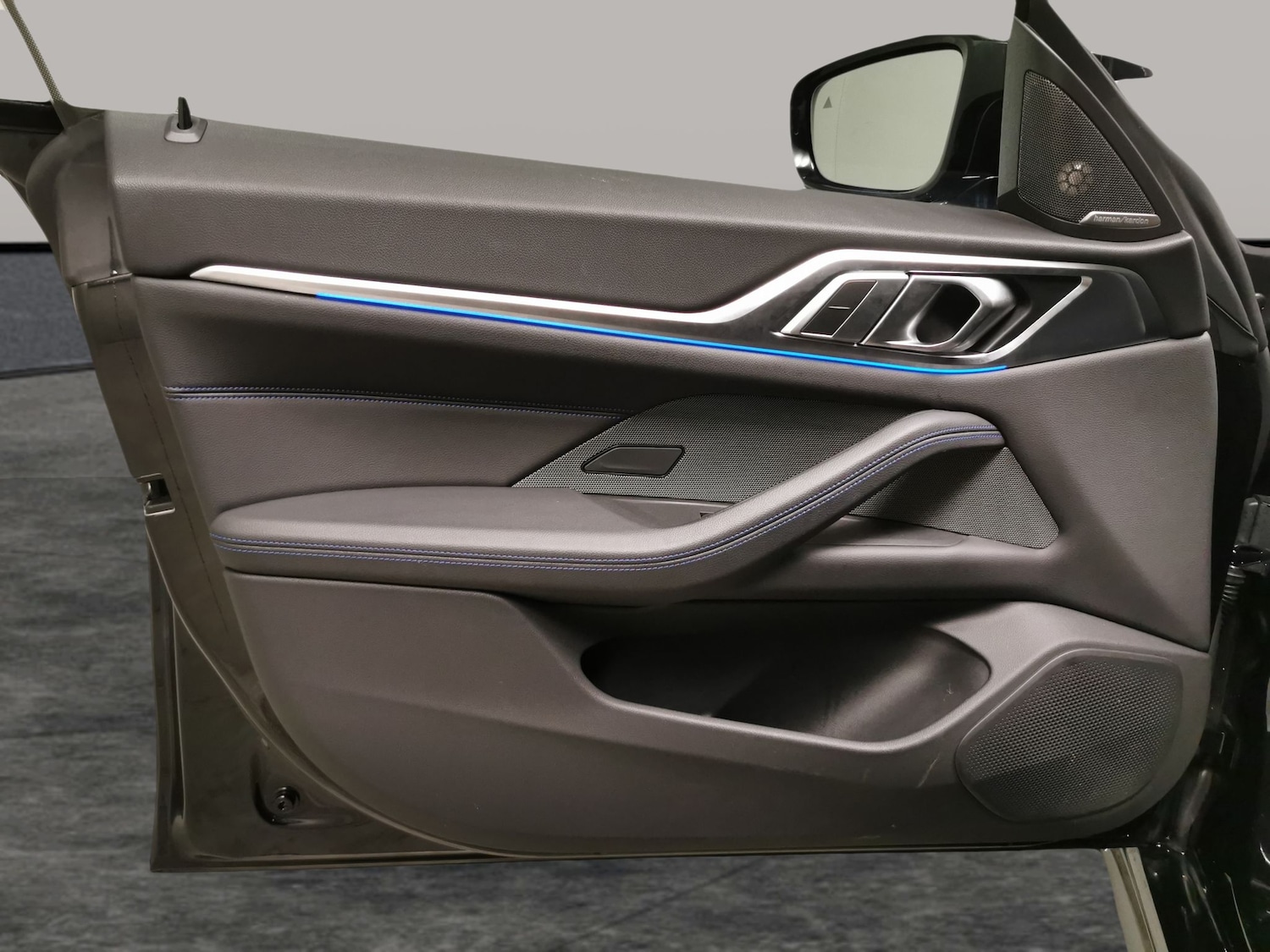 Used BMW i4 2022 for sale - 77149119: Photo 28