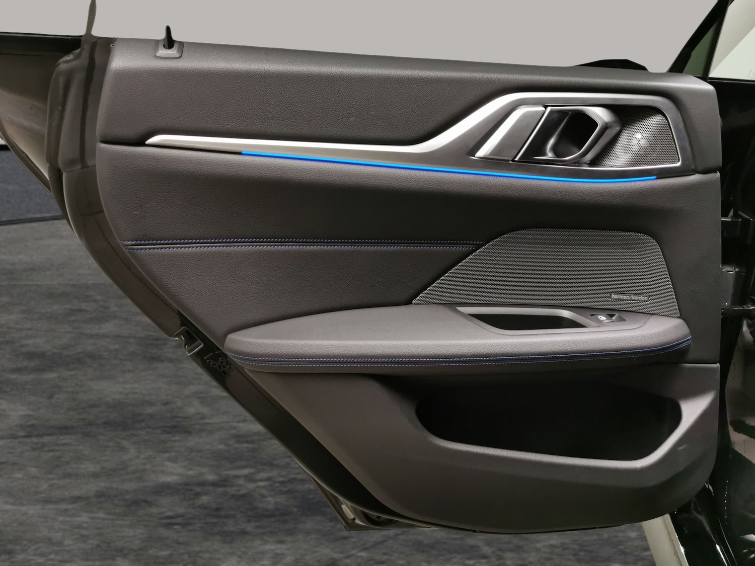 Used BMW i4 2022 for sale - 77149119: Photo 29