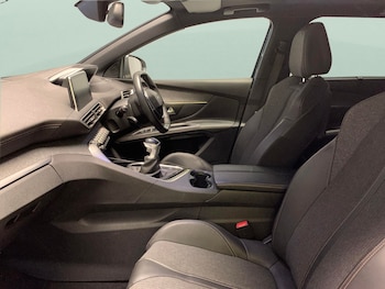 Used Peugeot 5008 2018 for sale - 75573941: Photo
