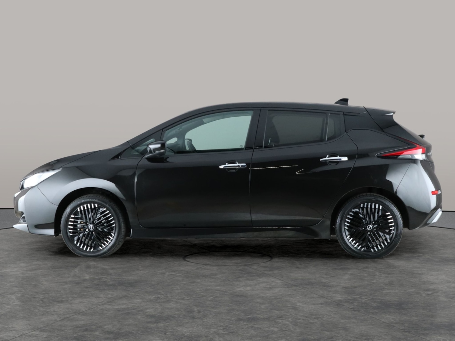 Used Nissan Leaf 2022 for sale - 76467521: Photo 17