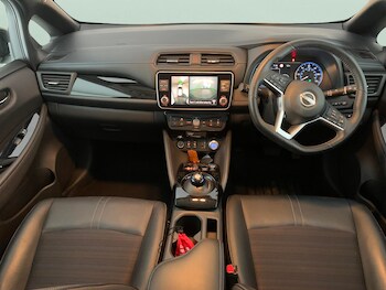 Used Nissan Leaf 2022 for sale - 76467521: Photo