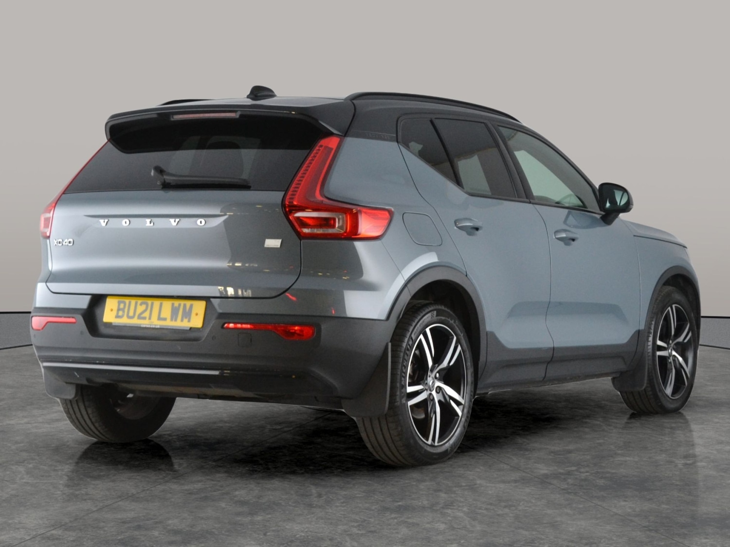 Used Volvo XC40 2021 for sale - 76475365: Photo 11