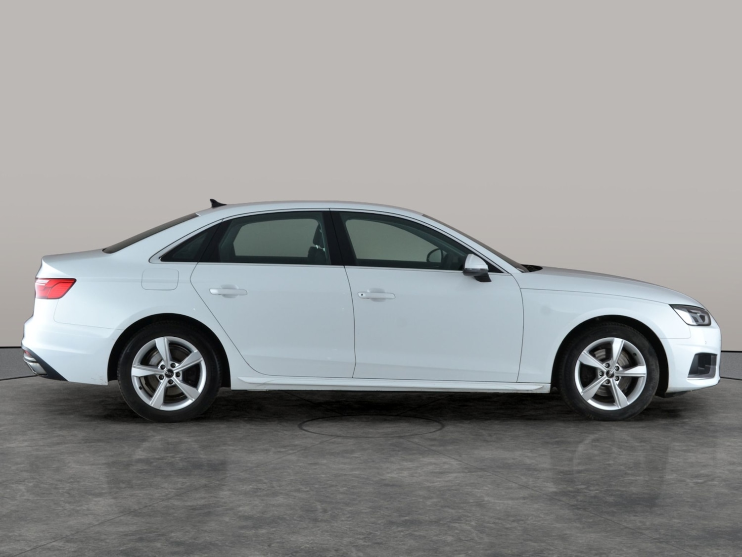 Used Audi A4 2023 for sale - 77635659: Photo 9