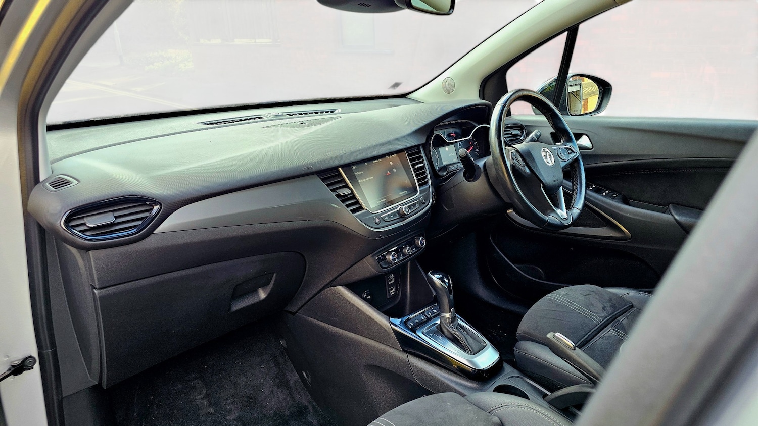 Used Vauxhall Crossland 2024 for sale - 77740157: Photo 11