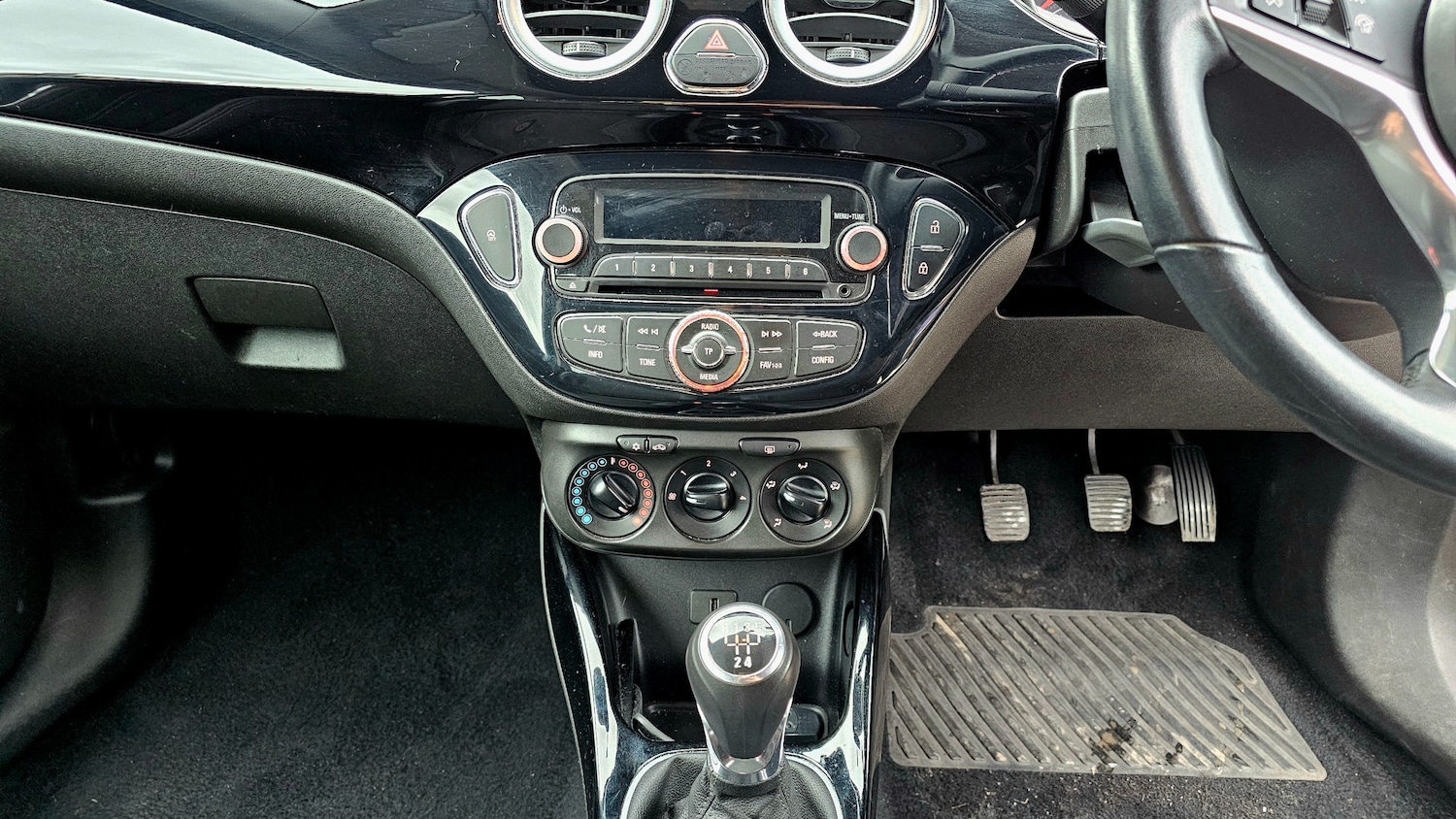 Used Vauxhall ADAM 2015 for sale - 77590483: Photo 16