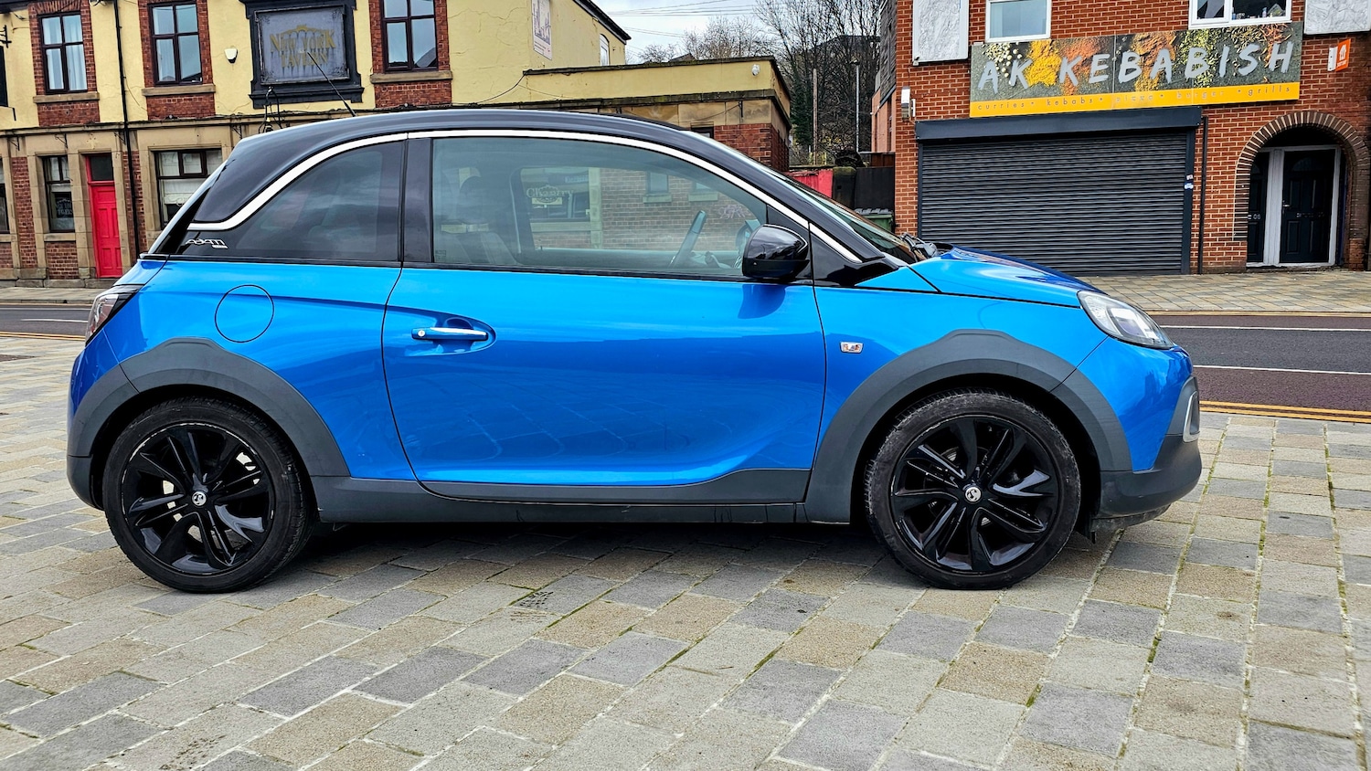 Used Vauxhall ADAM 2015 for sale - 77590483: Photo 2