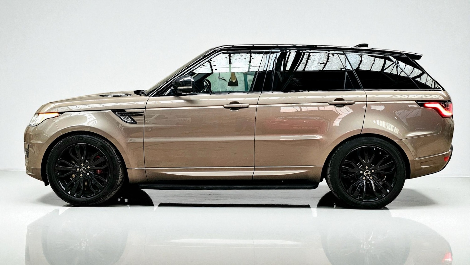 Used Land Rover Range Rover Sport 2016 for sale - 76330950: Photo 6