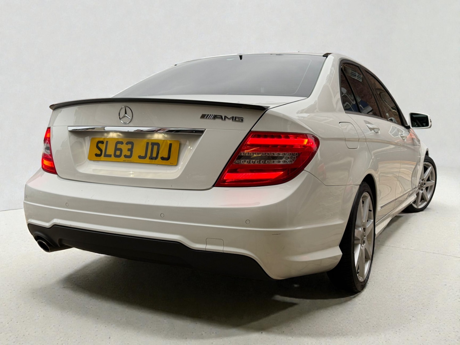 Used Mercedes-Benz C Class 2013 for sale - 76941334: Photo 5