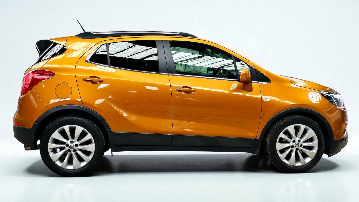 Used Vauxhall Mokka X 2018 for sale - 76625664: Photo 2