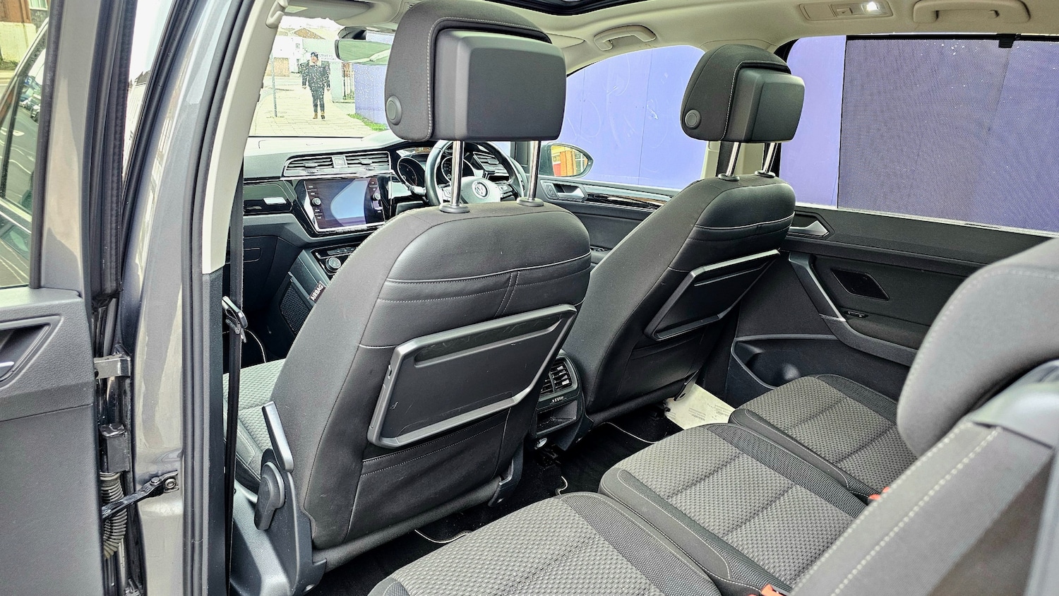 Used Volkswagen Touran 2017 for sale - 77904328: Photo 12