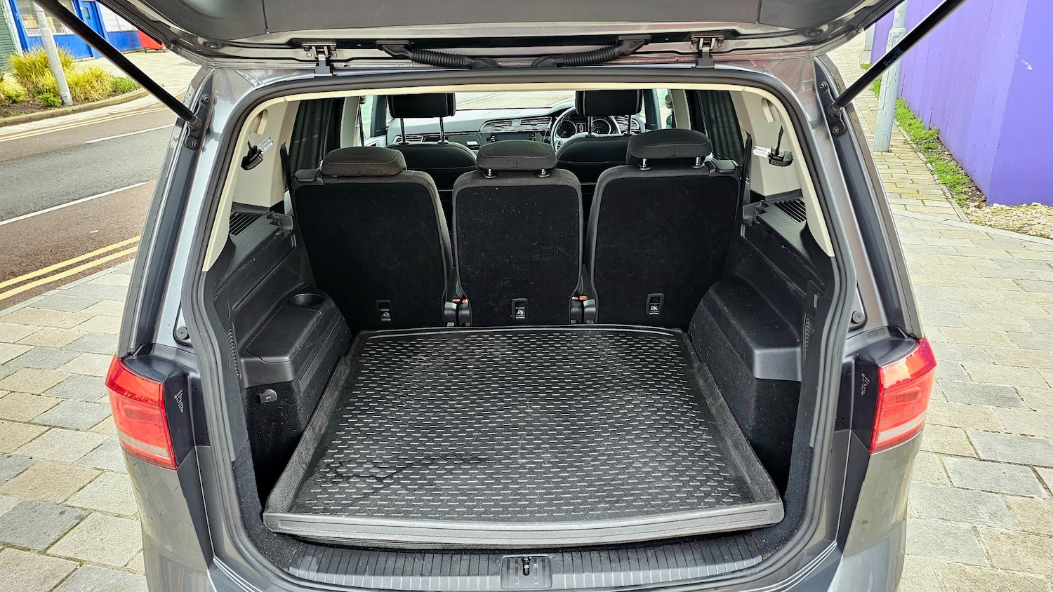 Used Volkswagen Touran 2017 for sale - 77904328: Photo 13