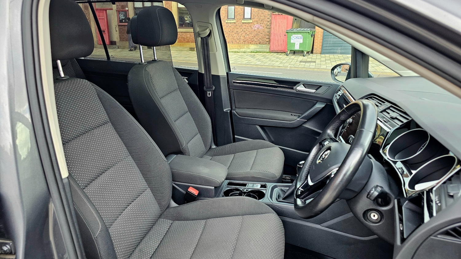 Used Volkswagen Touran 2017 for sale - 77904328: Photo 20