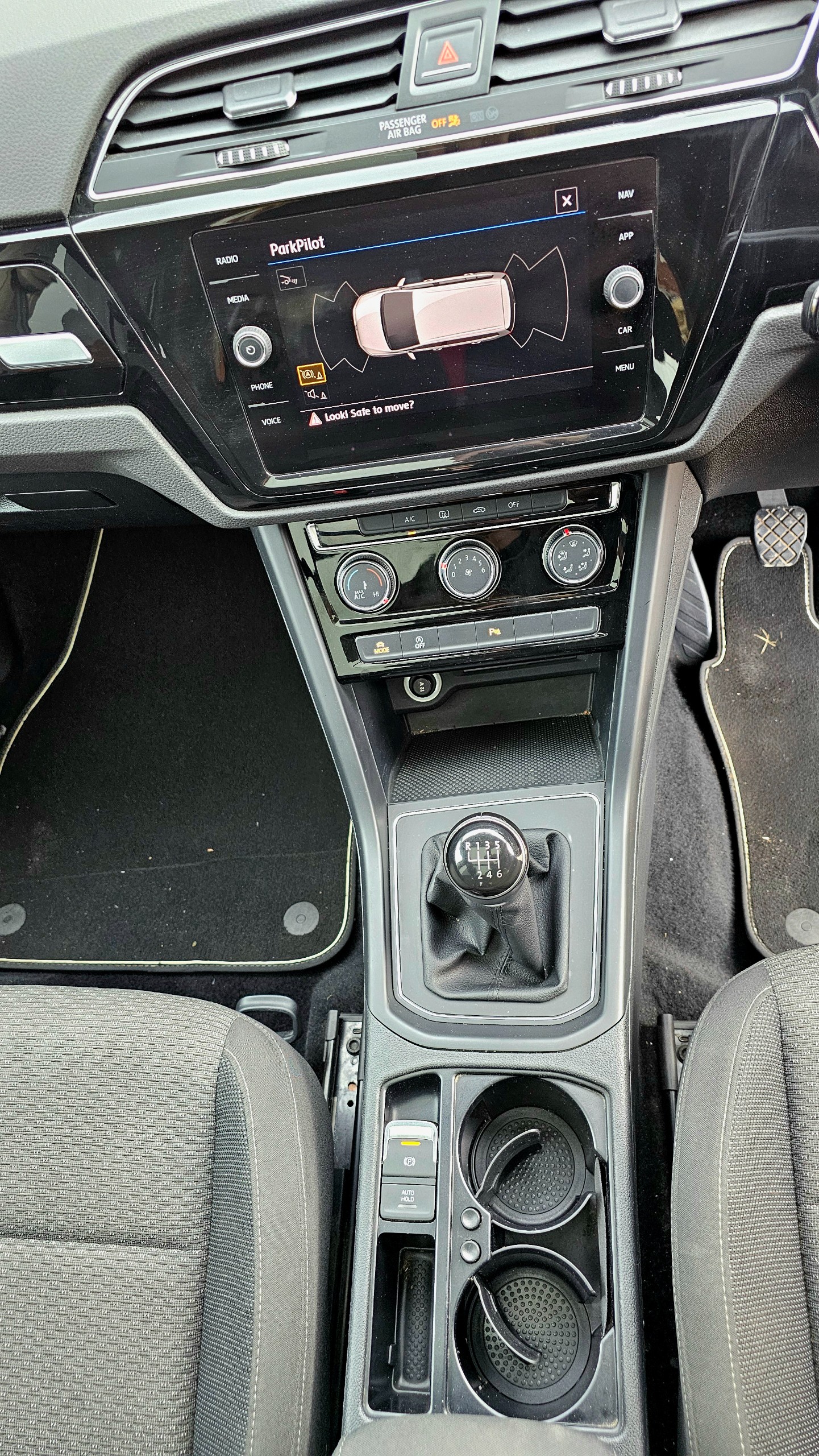 Used Volkswagen Touran 2017 for sale - 77904328: Photo 31