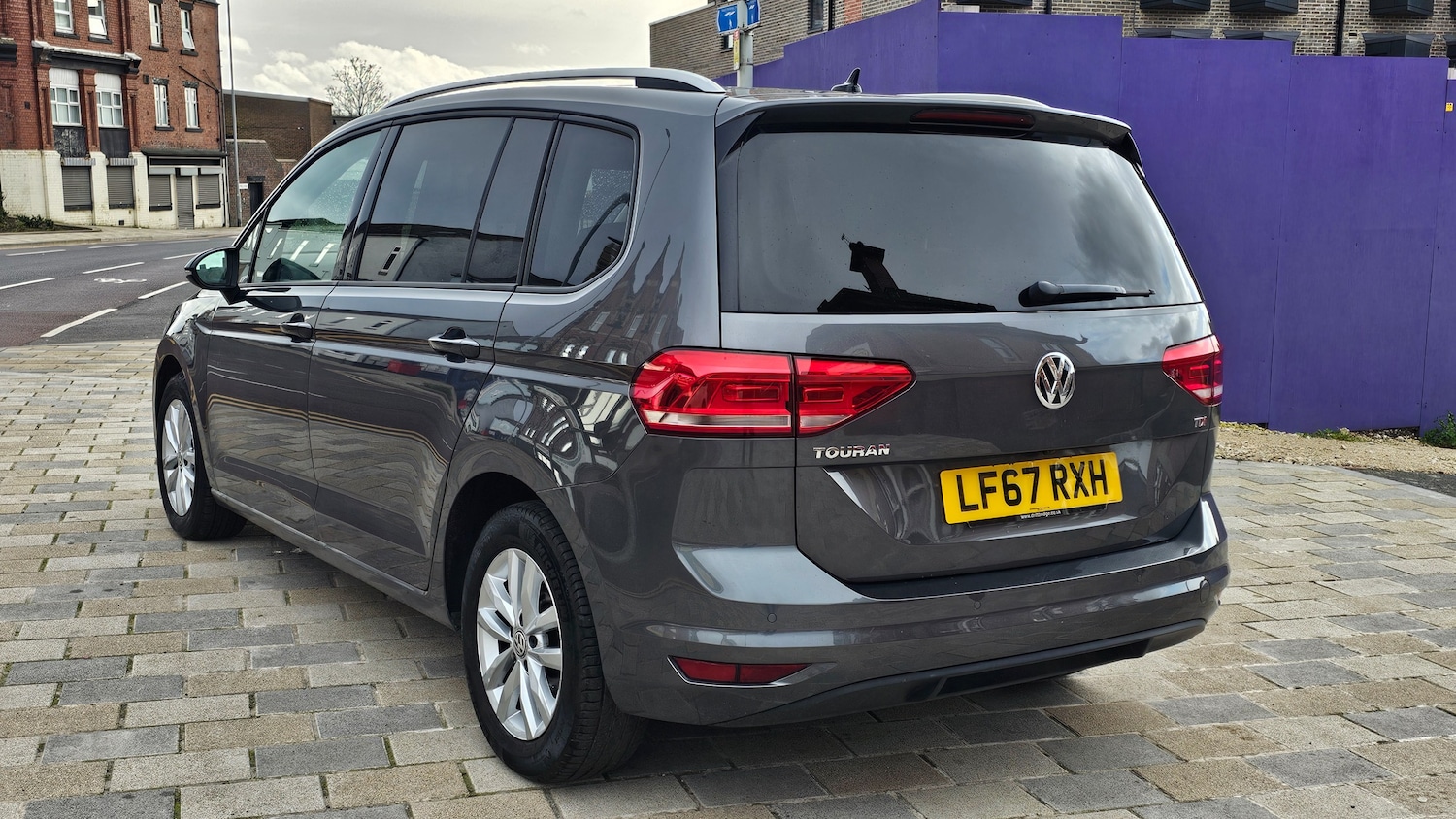 Used Volkswagen Touran 2017 for sale - 77904328: Photo 5
