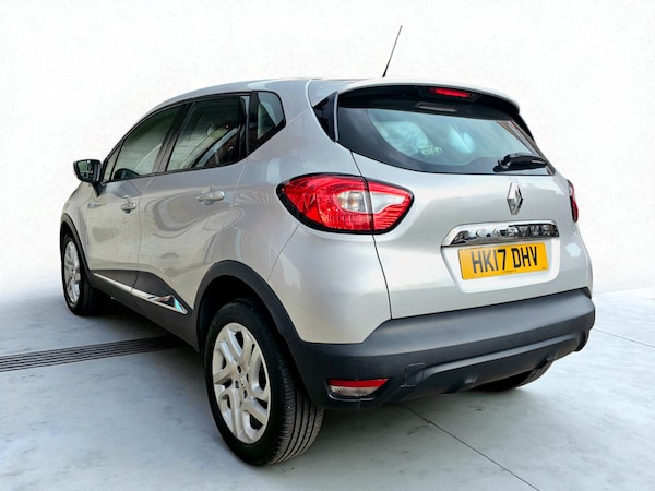 Used Renault Captur 2017 for sale - 75673256: Photo 4