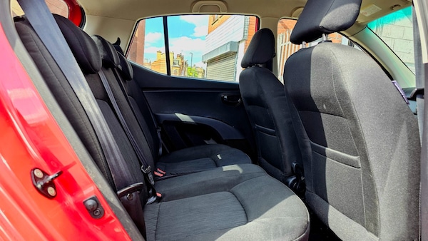 Used Hyundai i10 2013 for sale - 74732569: Photo 6