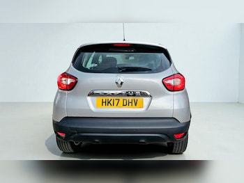 Used Renault Captur 2017 for sale - 77459678: Photo