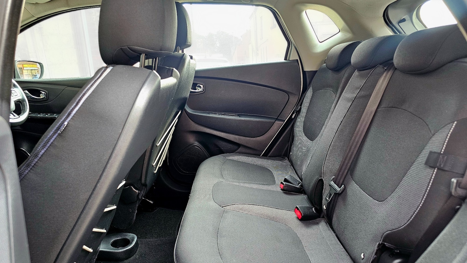 Used Renault Captur 2017 for sale - 77459678: Photo 9