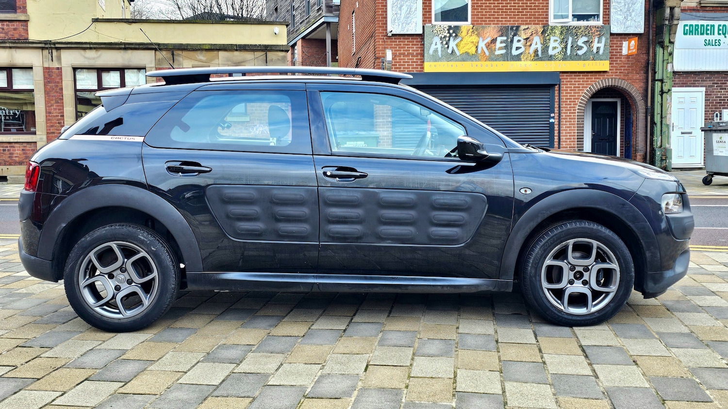 Used Citroen C4 Cactus 2014 for sale - 77629477: Photo 2