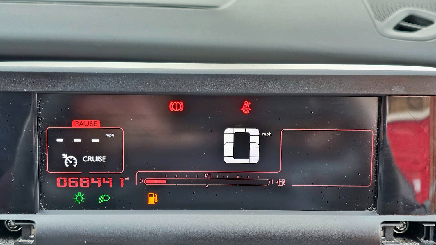 Used Citroen C4 Cactus 2014 for sale - 77629477: Photo 23