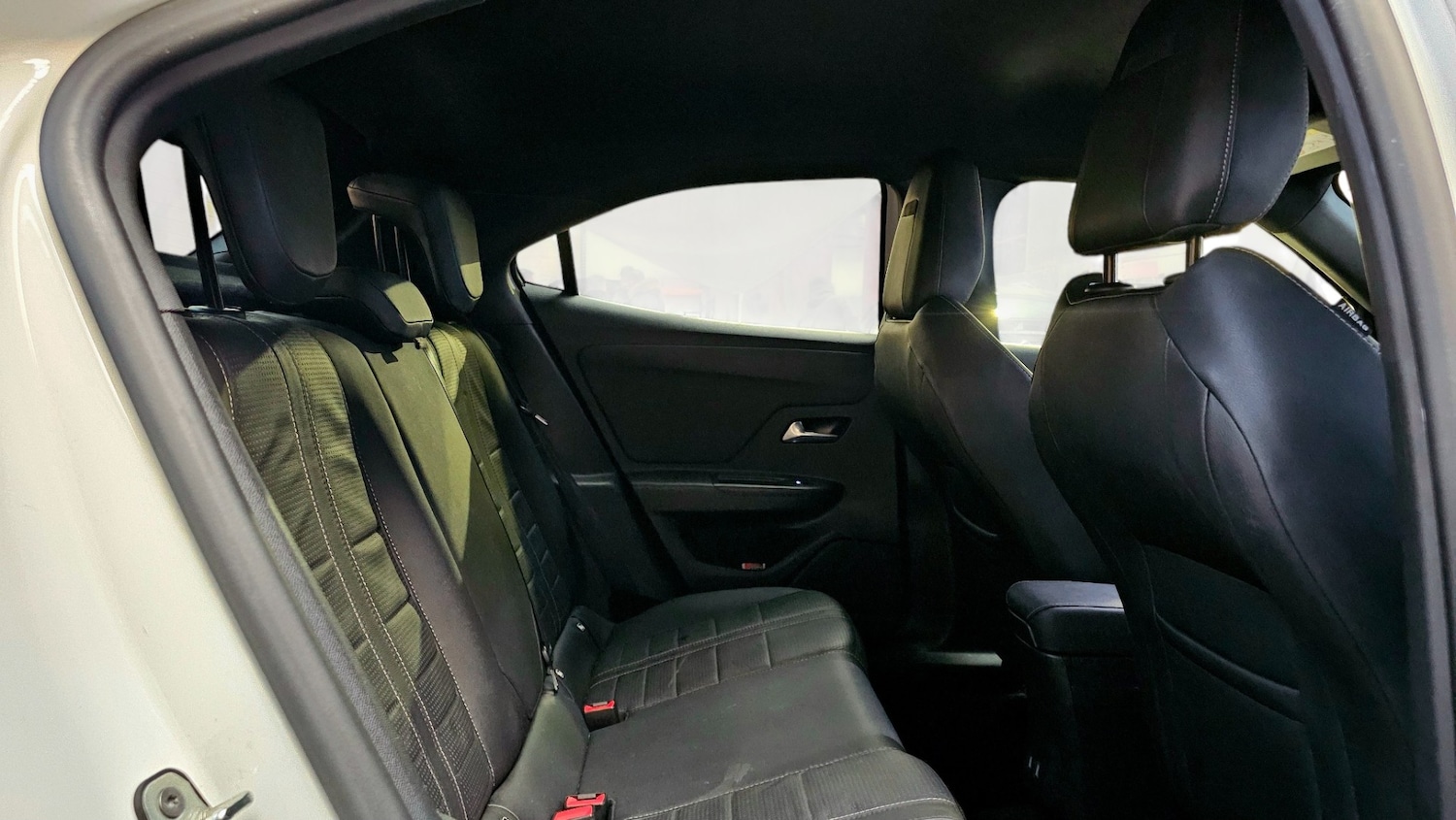 Used Vauxhall Mokka 2022 for sale - 76640755: Photo 9