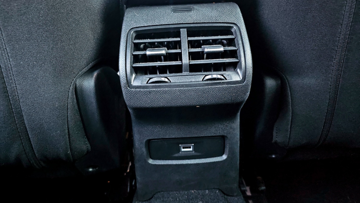 Used Citroen C4 2024 for sale - 76739003: Photo 11