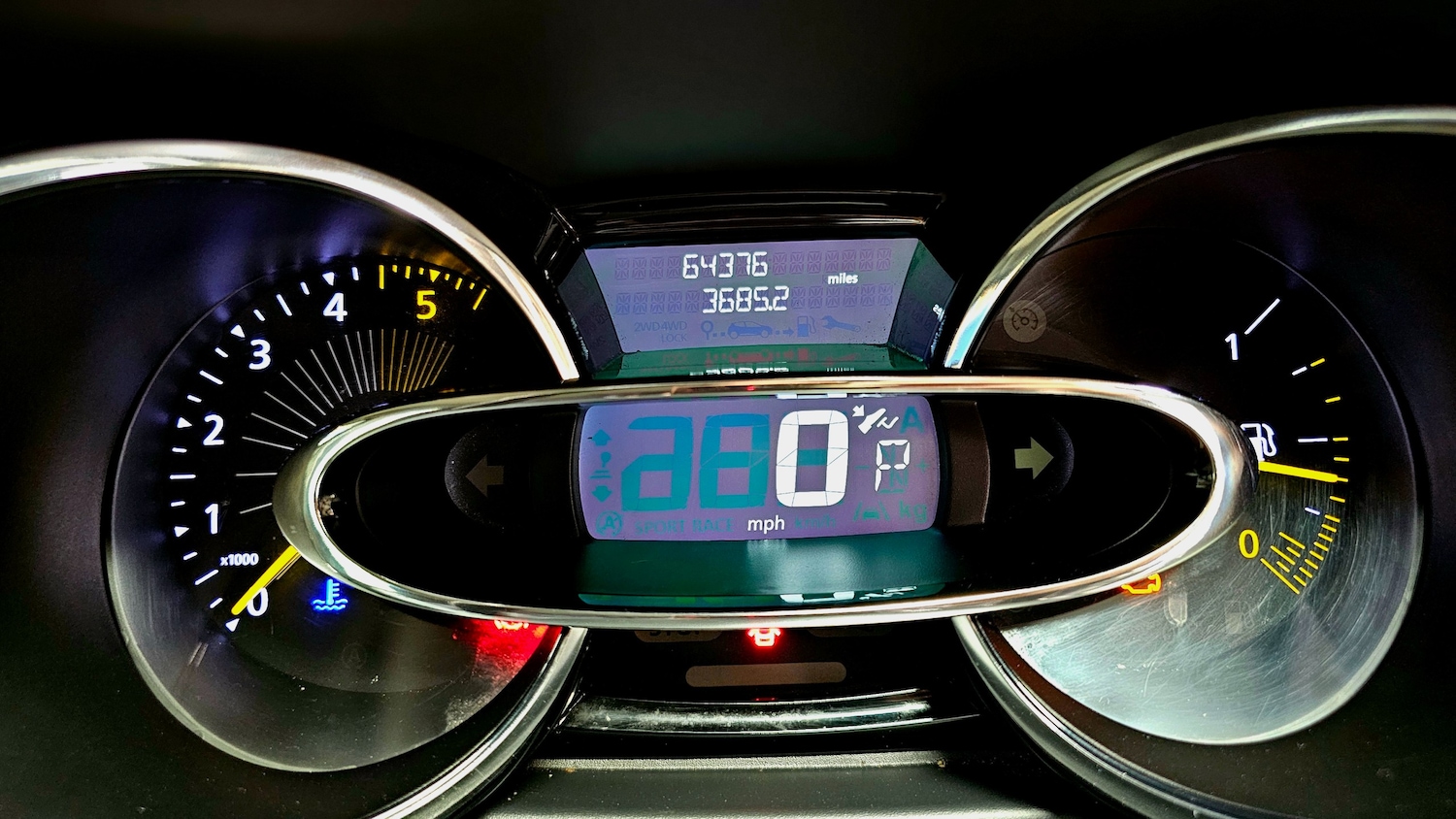 Used Renault Clio 2015 for sale - 77459676: Photo 16