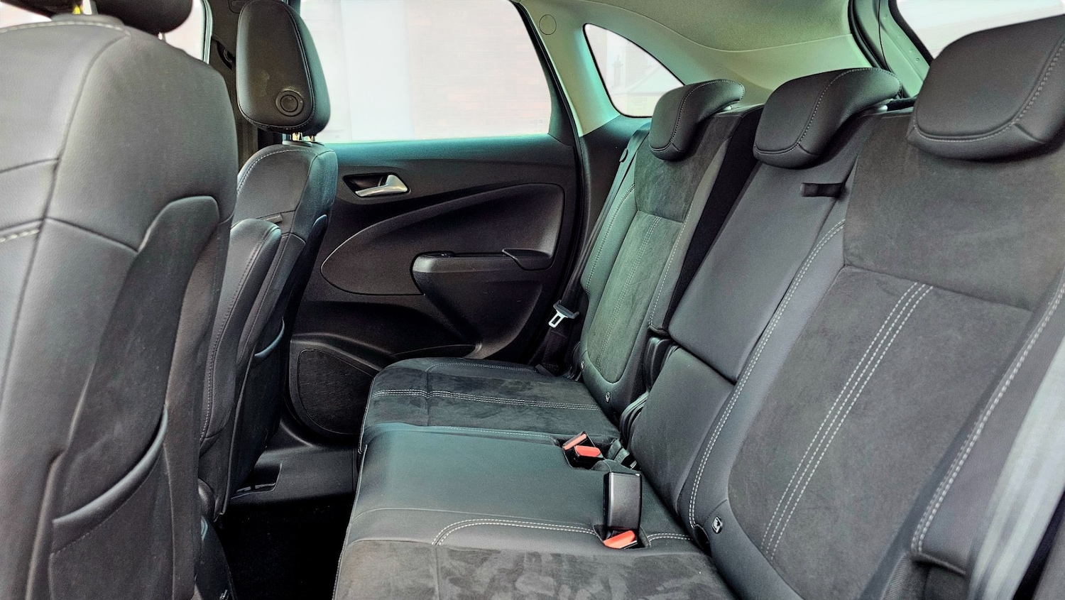 Used Vauxhall Crossland 2024 for sale - 76366787: Photo 9