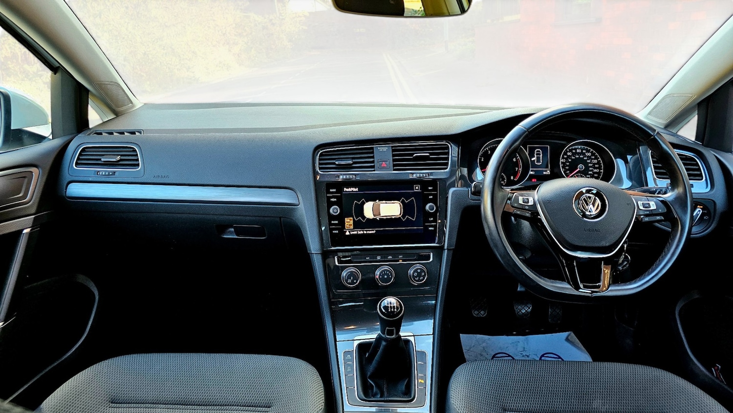 Used Volkswagen Golf 2018 for sale - 76379465: Photo 12