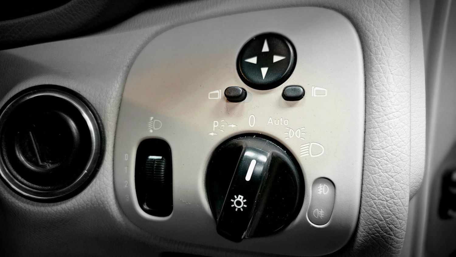 Used Mercedes-Benz C Class 2003 for sale - 76379461: Photo 15