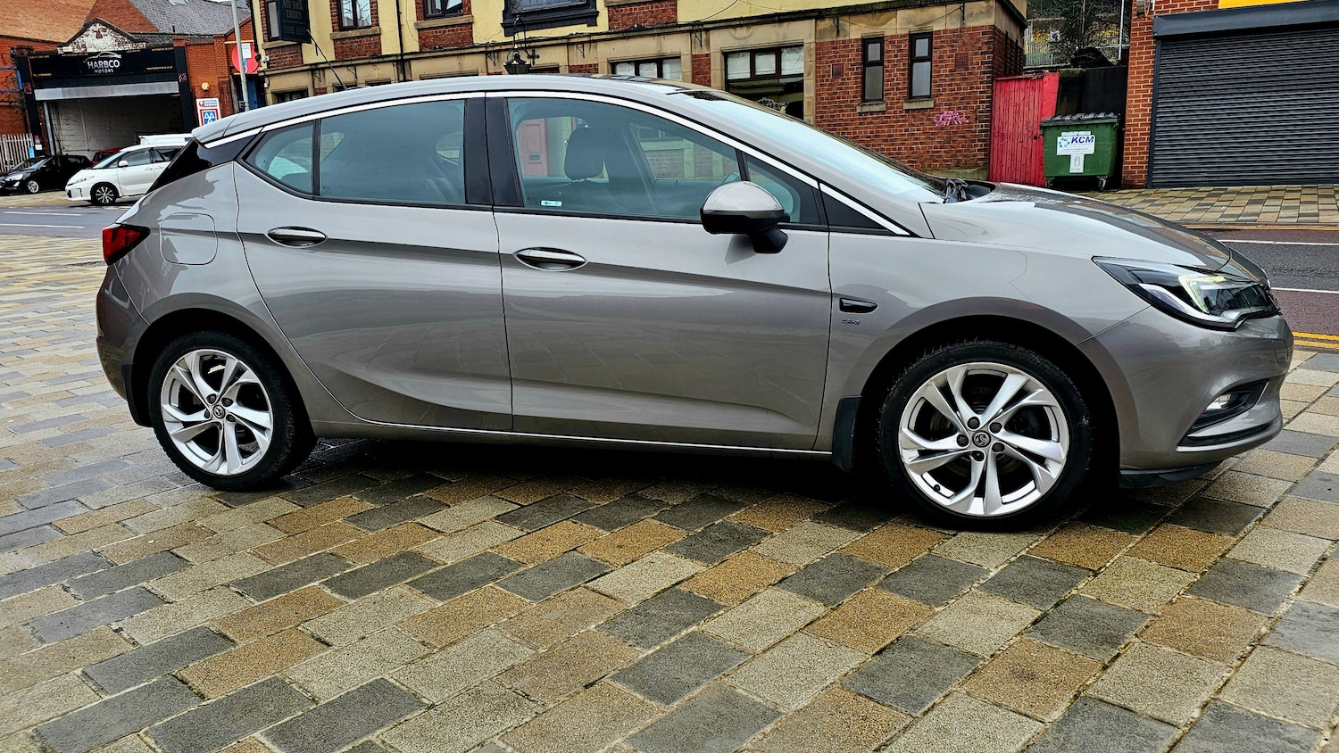 Used Vauxhall Astra 2016 for sale - 77546124: Photo 2