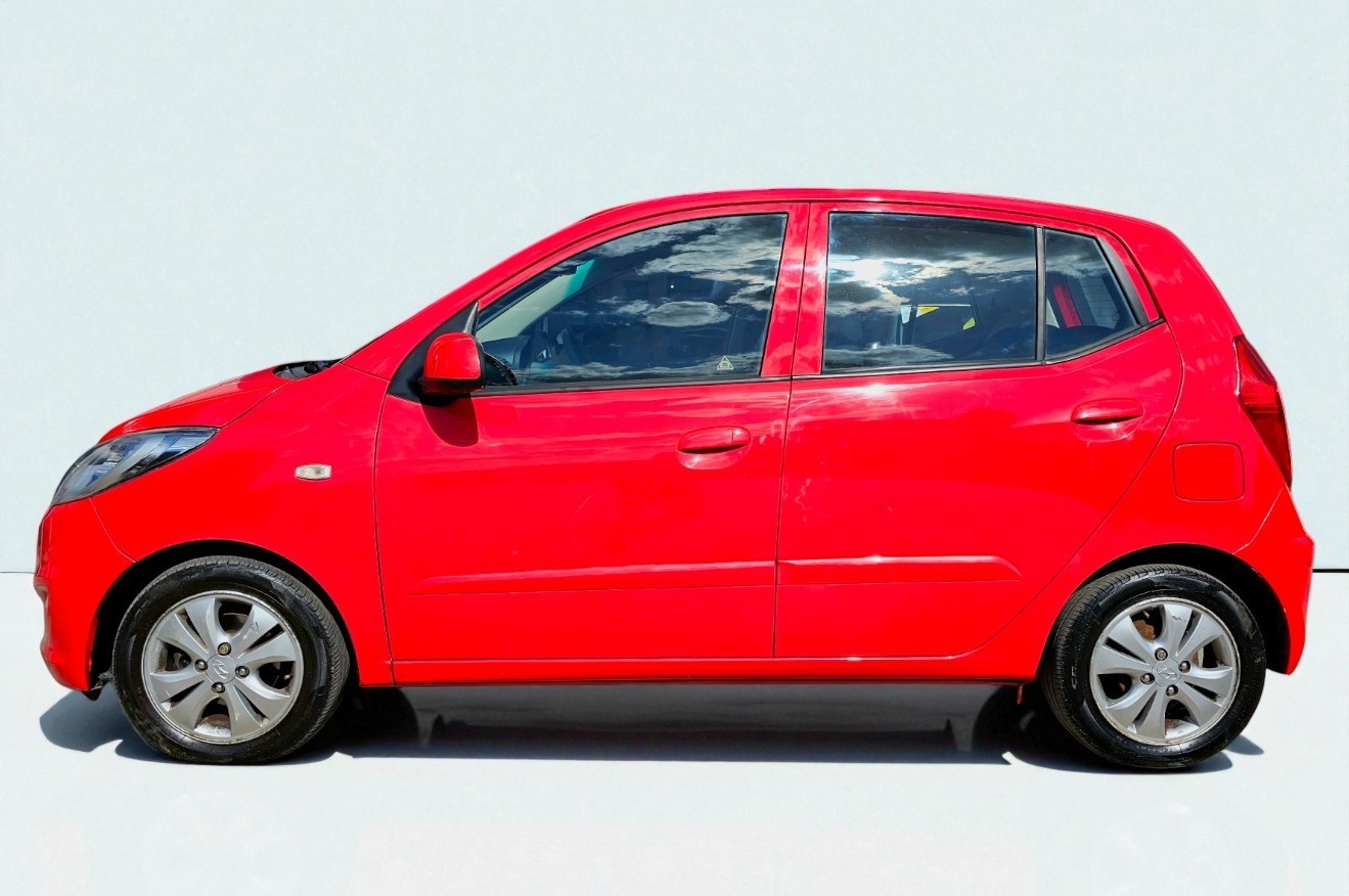 Used Hyundai i10 2013 for sale - 77459680: Photo 2