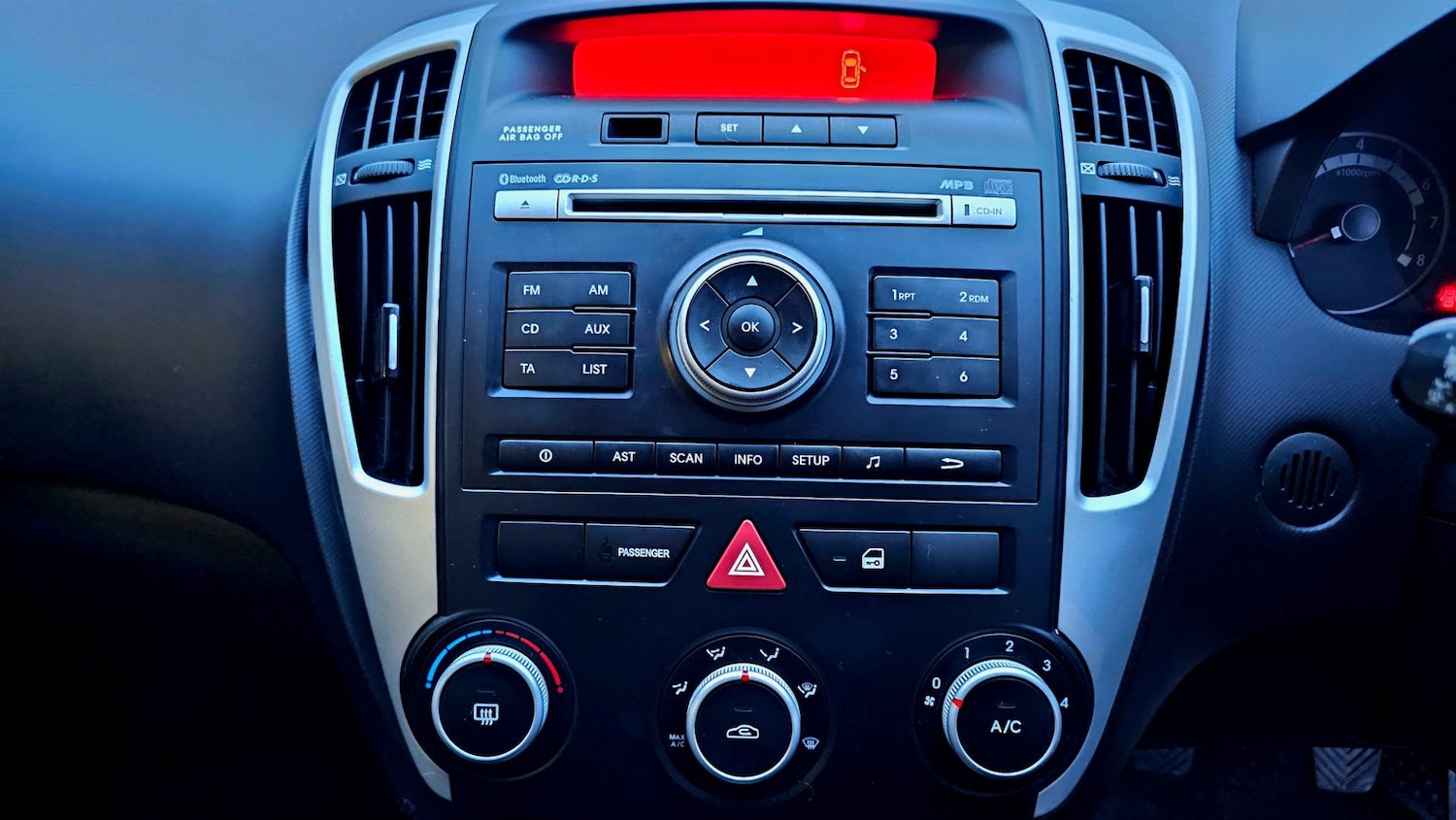 Used Kia Ceed 2012 for sale - 76379468: Photo 13