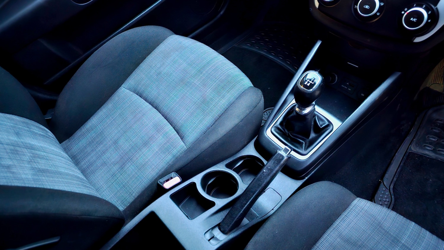 Used Kia Ceed 2012 for sale - 76379468: Photo 14