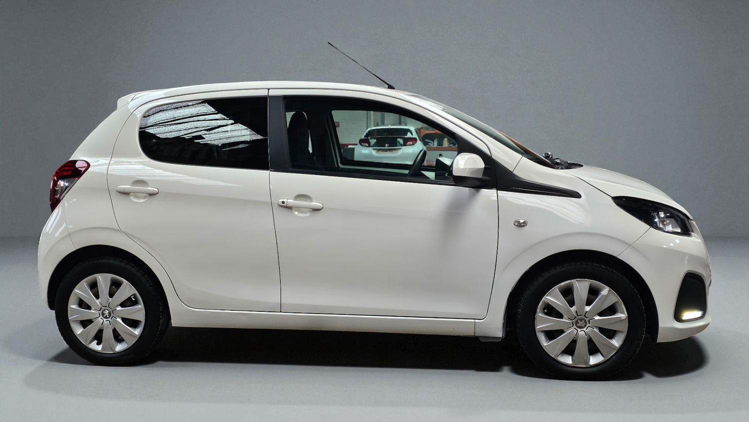 Used Peugeot 108 2018 for sale - 76355695: Photo 2