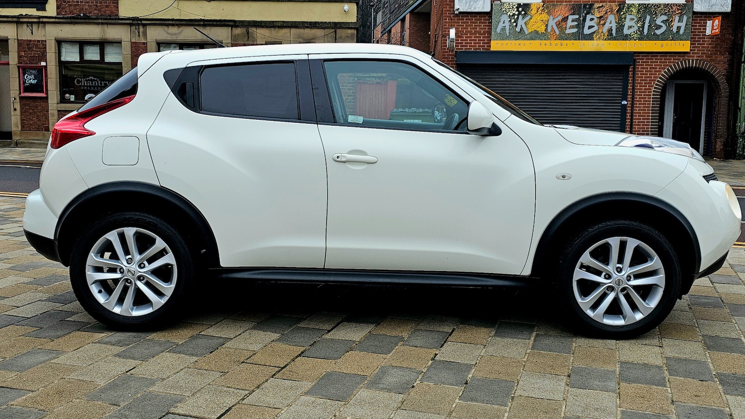 Used Nissan Juke 2013 for sale - 77459686: Photo 2