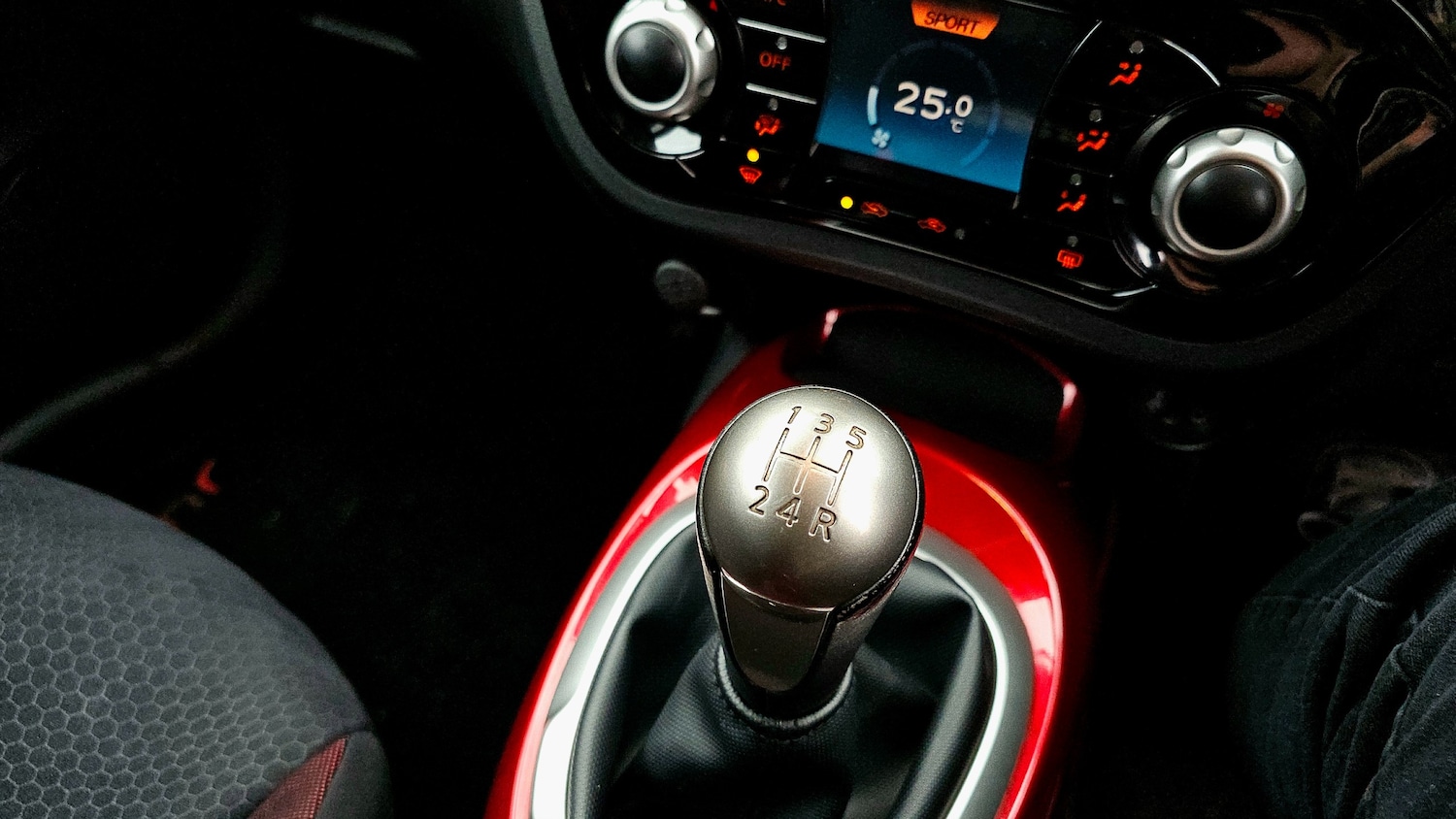 Used Nissan Juke 2013 for sale - 77459686: Photo 22