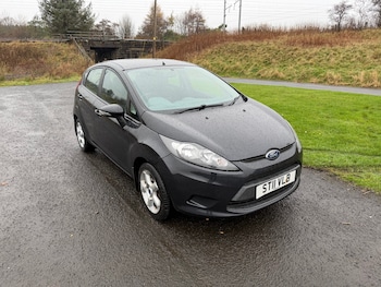 Used Ford Fiesta 2011 for sale - 76618452: Photo