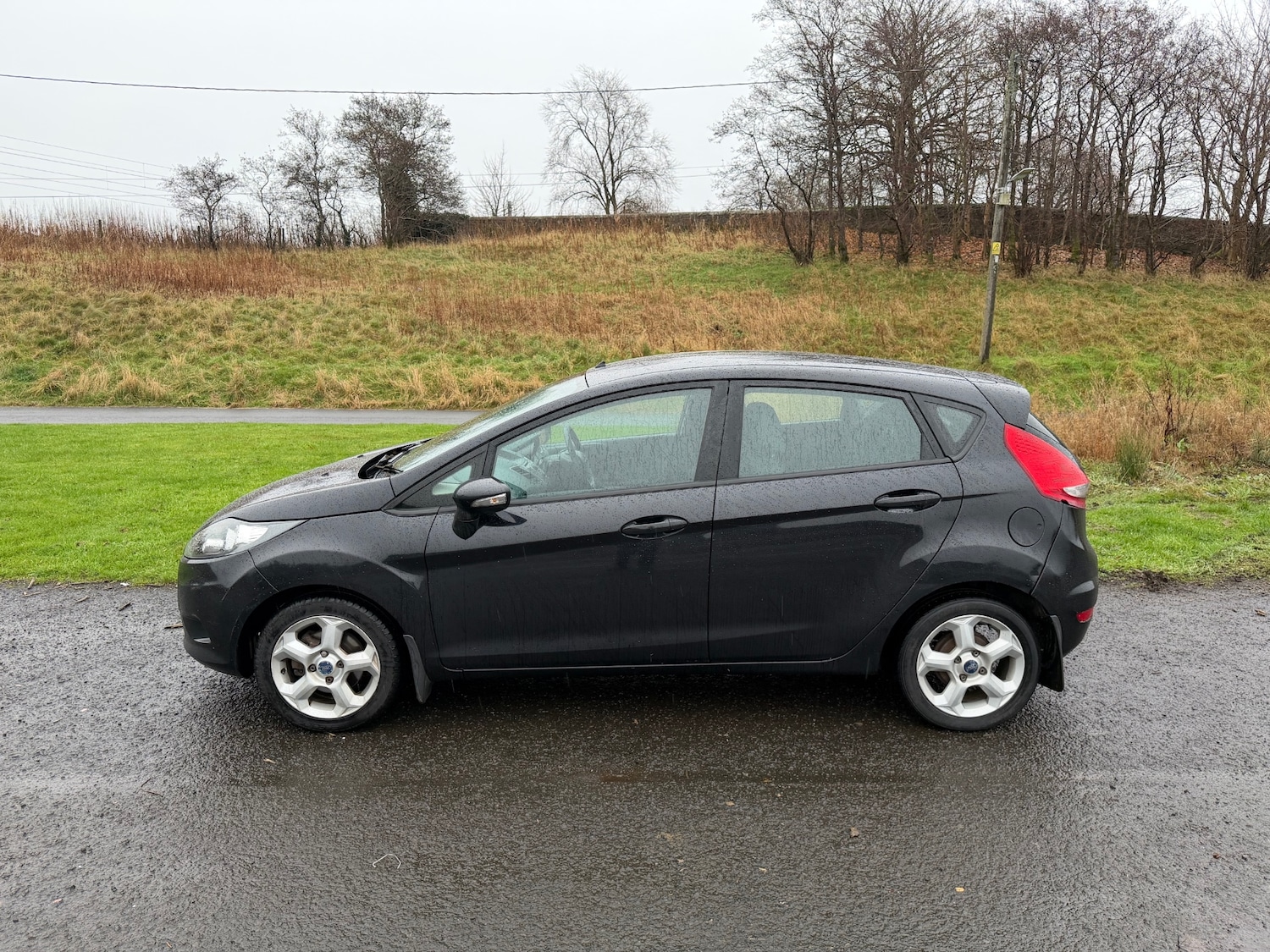 Used Ford Fiesta 2011 for sale - 76618452: Photo 4
