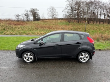 Used Ford Fiesta 2011 for sale - 76618452: Photo