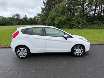 Used Ford Fiesta 2011 for sale - 78807989: Photo