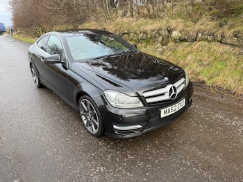 Used Mercedes-Benz C Class 2012 for sale - 77357483: Photo