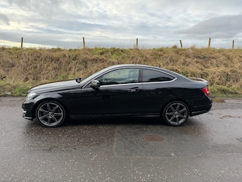 Used Mercedes-Benz C Class 2012 for sale - 77357483: Photo