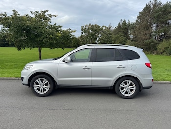 Used Hyundai Santa Fe 2011 for sale - 76011987: Photo