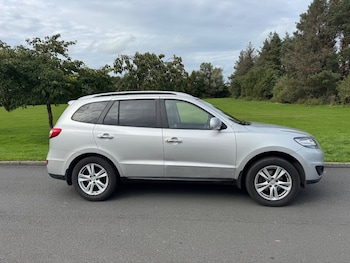 Used Hyundai Santa Fe 2011 for sale - 76011987: Photo